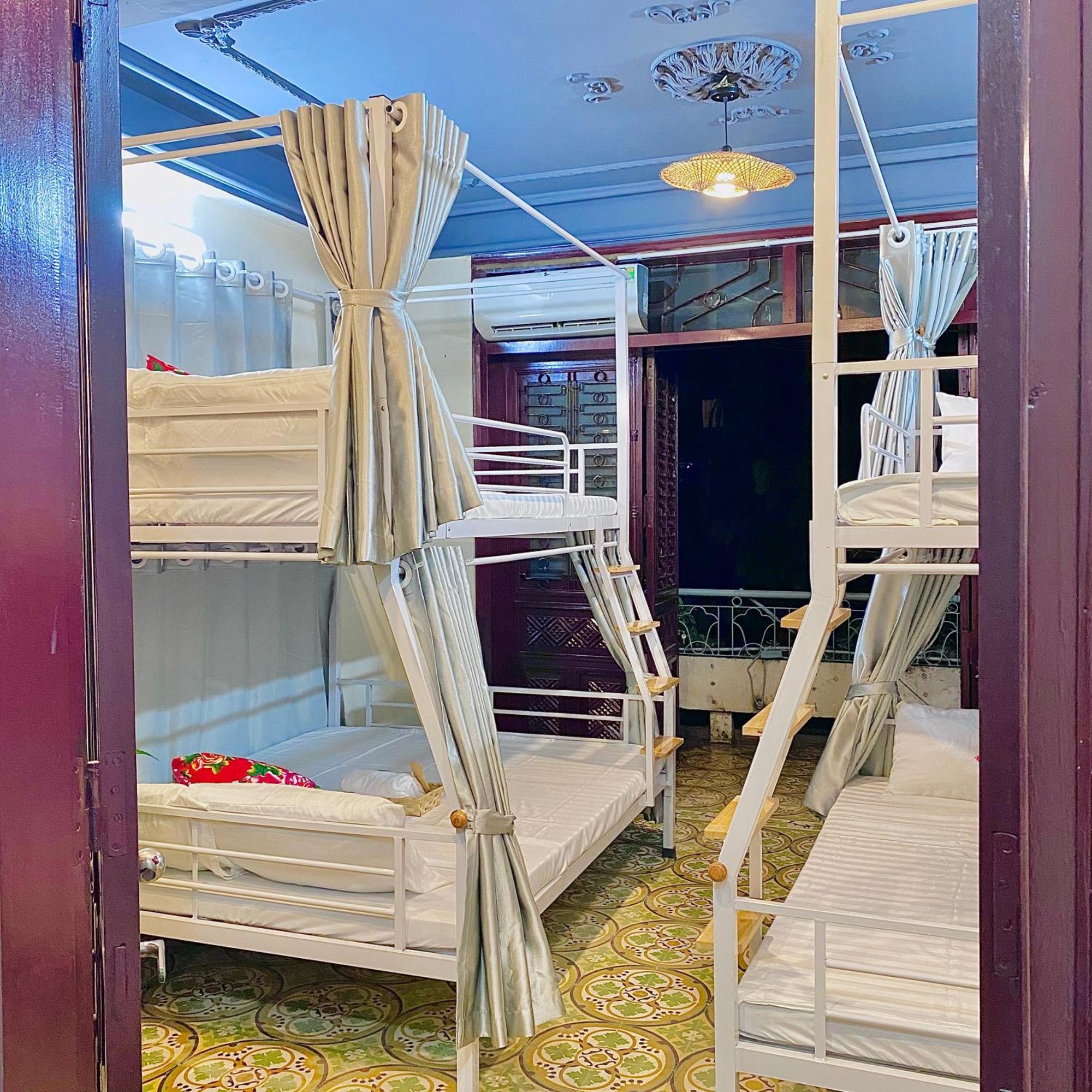 Hanoi Vibes Hostel Buitenkant foto